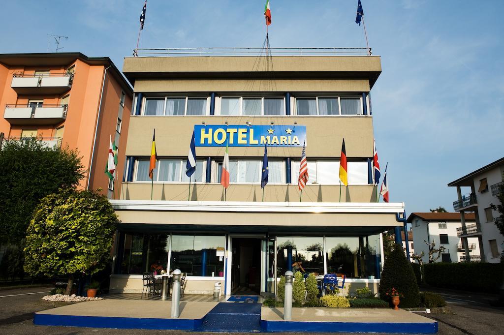 Hotel Maria Luisago Exteriör bild
